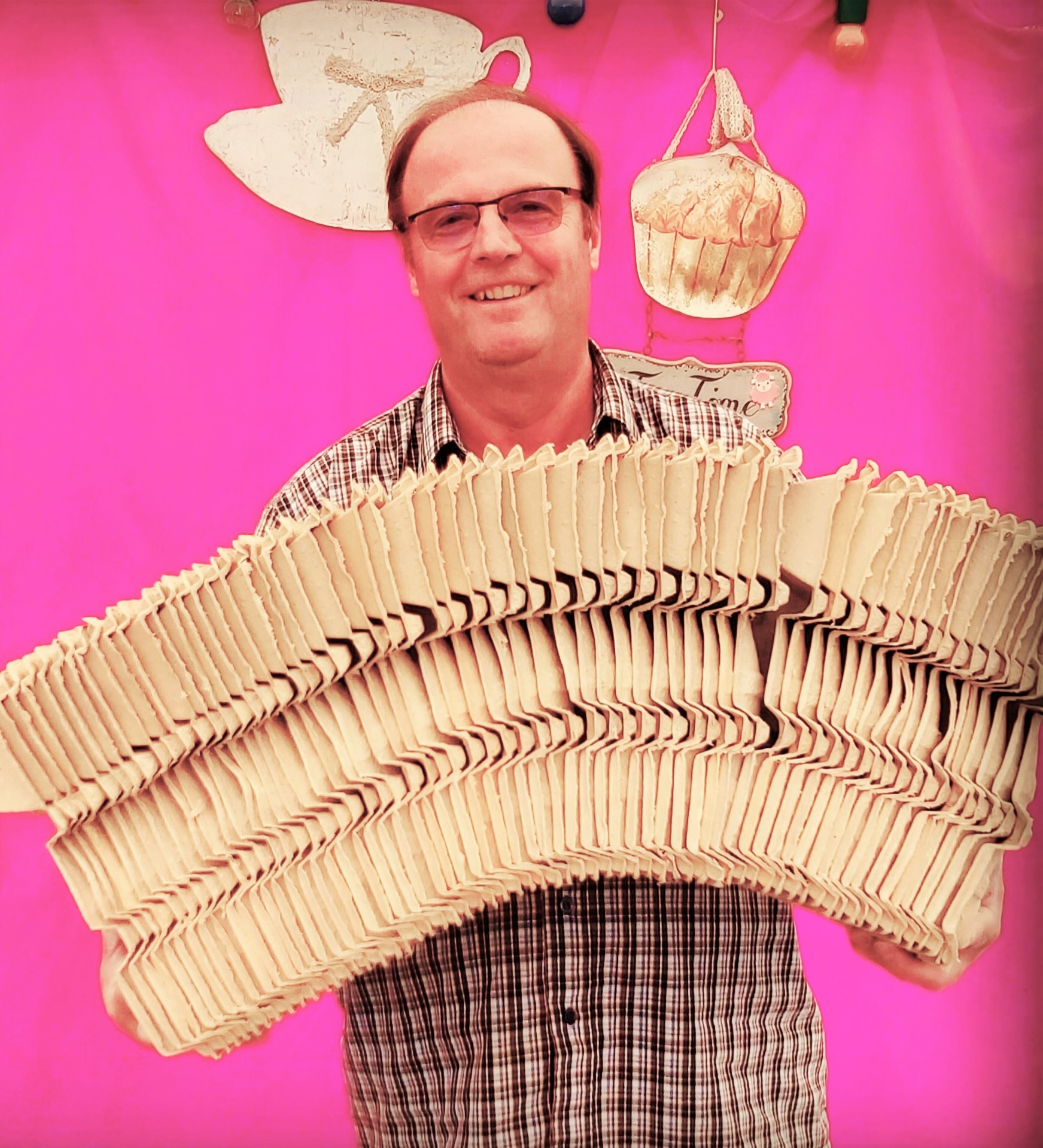 Luc le Champenois en accordéoniste de CUMIERES photo